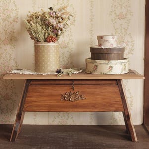 Wooden Storage Bench ~ Cottagecore Inspired ~ 100% Old Reclaimed Wood ~ Handmade ~ Grandmacore ~ Mudroom