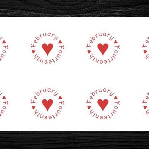 Autocollants ronds du 14 février de 0,50 po. | 77 autocollants par feuille | Très petits pour économiser de l'espace sur votre carte postale | Envoyez des cartes postales Happy Mail