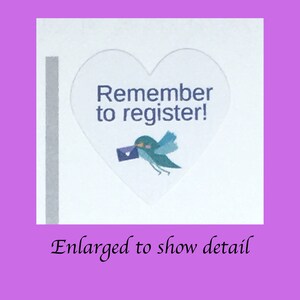 N'oubliez pas de vous inscrire Stickers cartes postales | 54 stickers en forme de coeur par feuille | Dimensions approximatives : 0,75 po. X 0,75 po. | Carte postale unie après la traversée