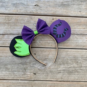 Diadema con orejas inspirada en Maléfica