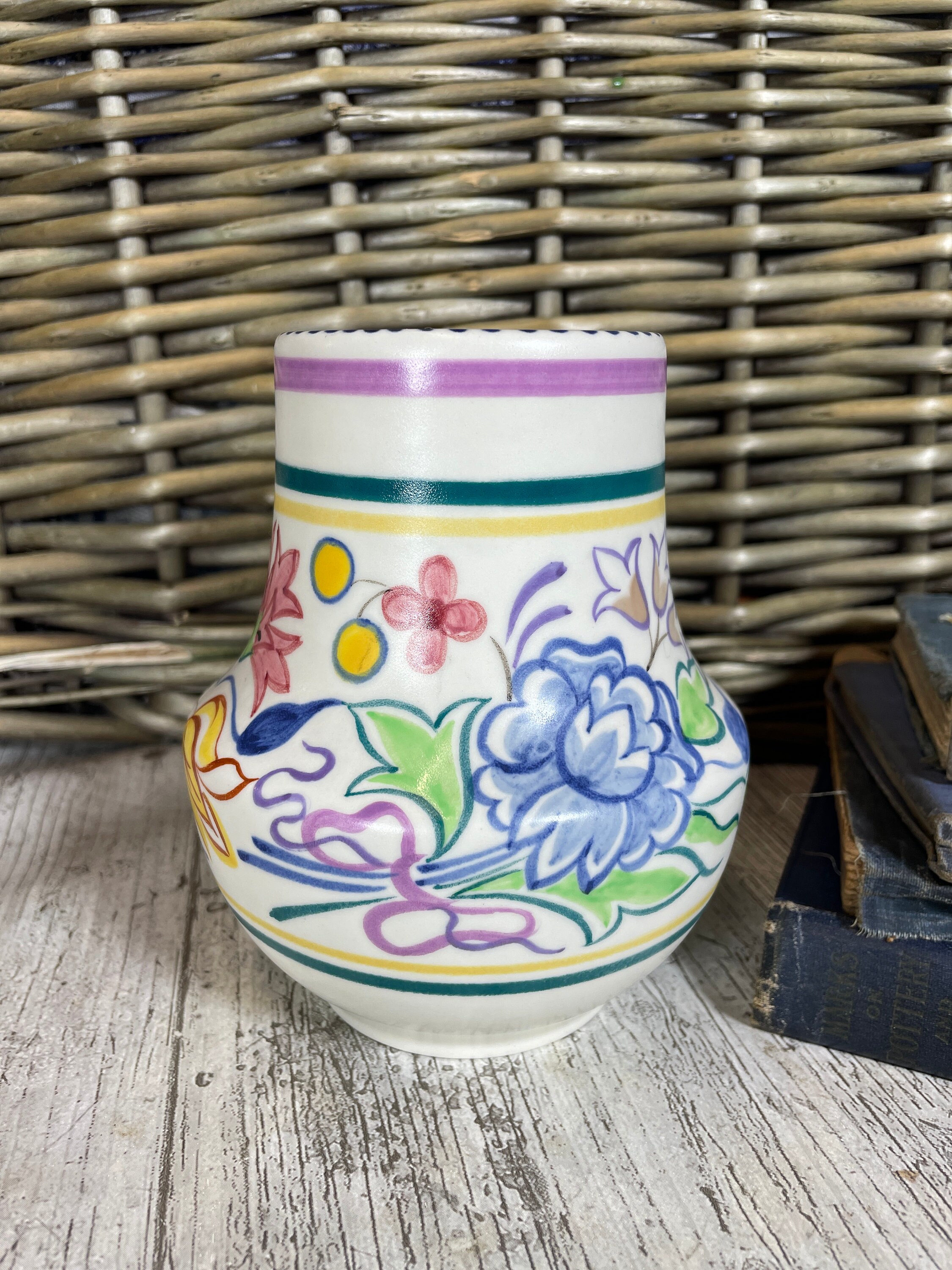 poole pottery陶器 Vintage Poole Pottery Multicoloured Floral Patterned Vase 1959