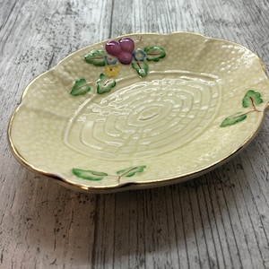 Vintage Crown Devon China small decorative plate / bowl green leaves & floral with gold detail