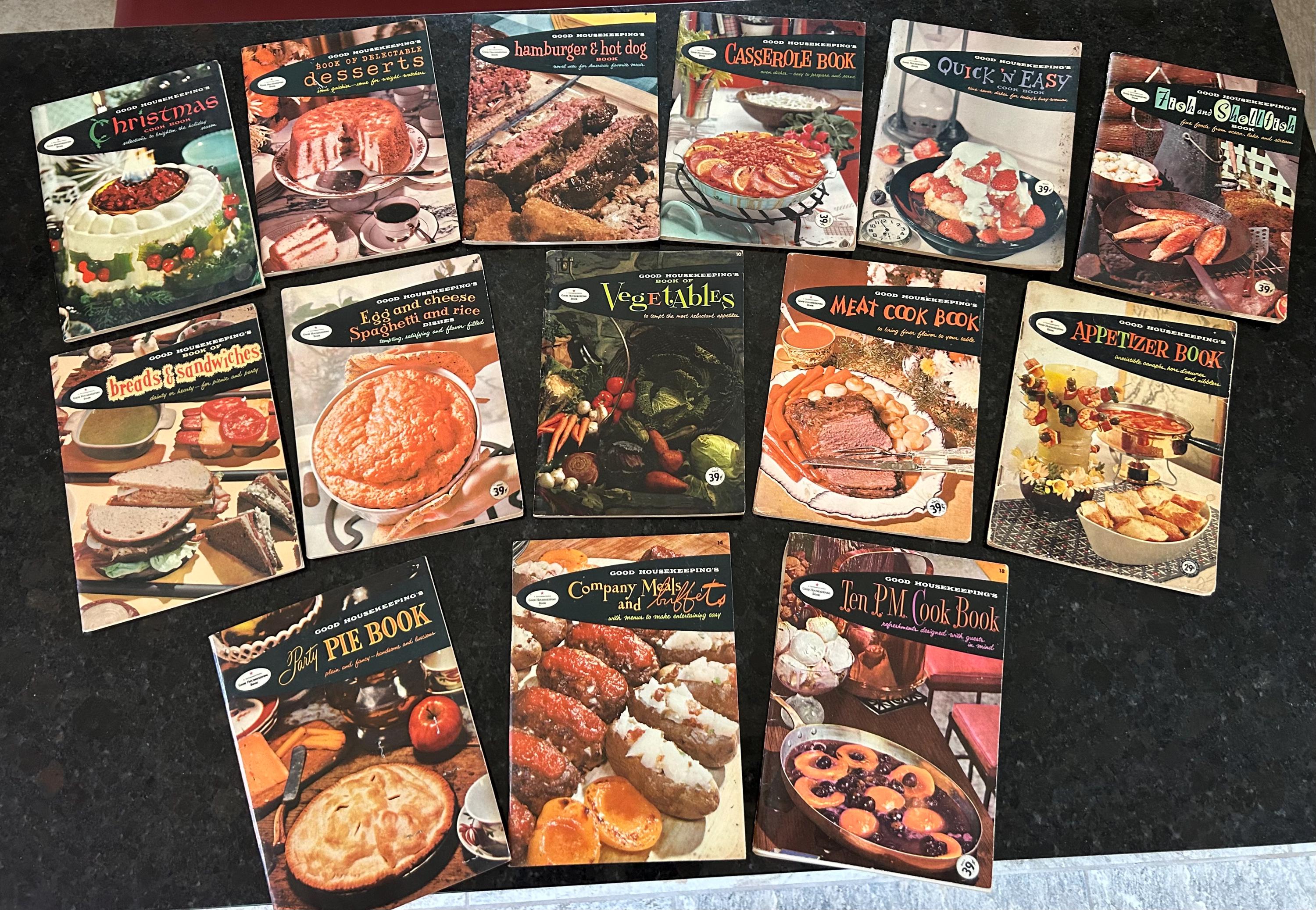 ★us✵vintage❃casserole  cookbook Vintage Casserole Cookbook Culinary Arts Institute 1980 Hardback