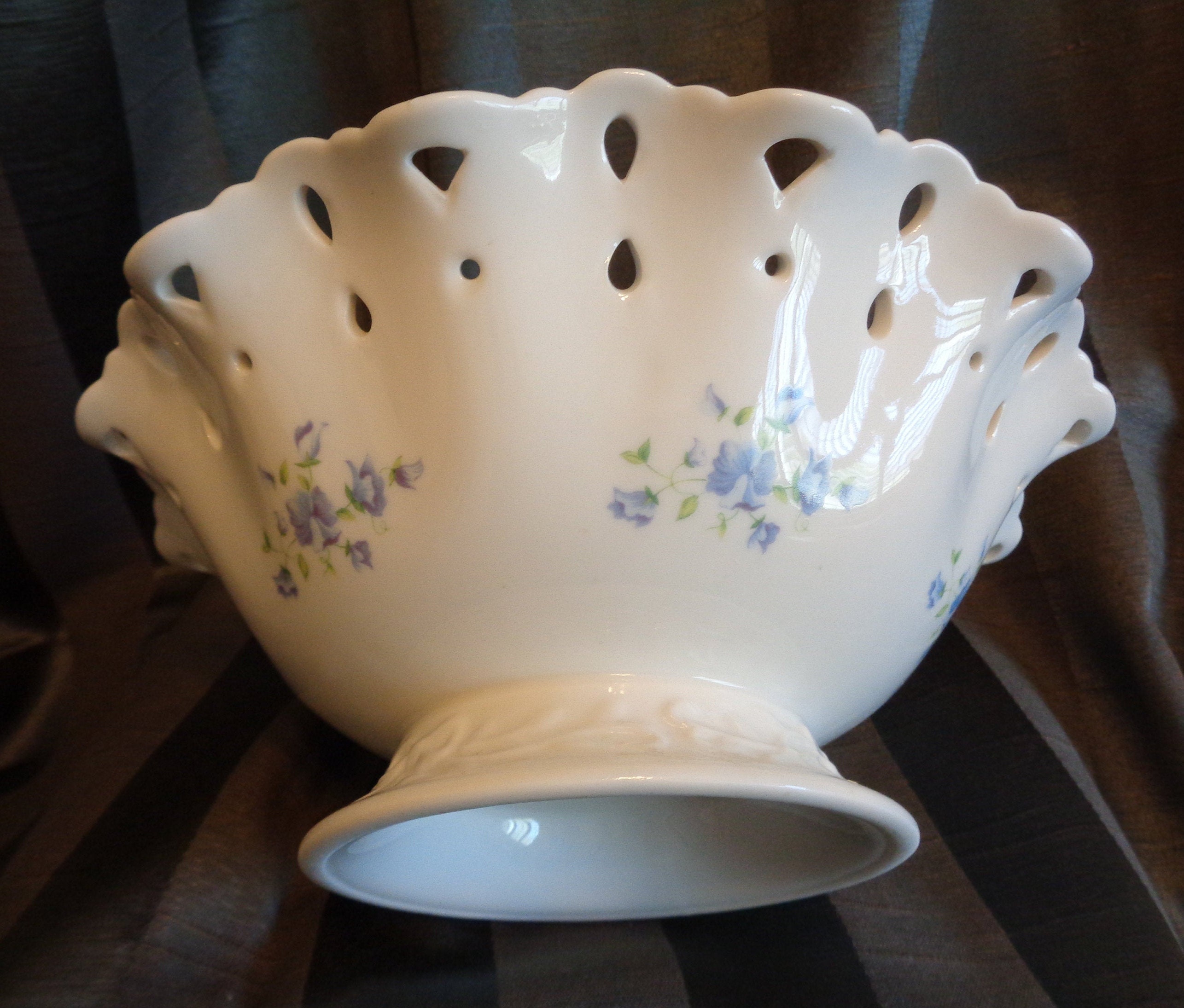 Beautiful Mikasa White Bowl With Delicate Blue Floral Vine Etsy