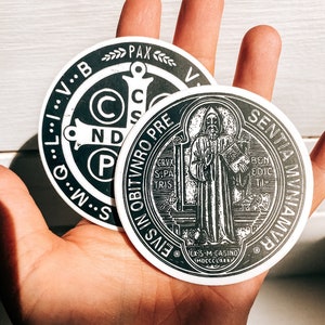 Stickers médaille Saint Benoît : style catholique vintage, 3 po. (Ensemble de 2)
