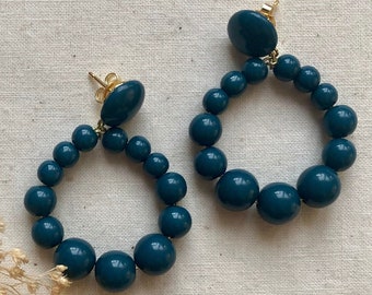 Mini Boucles créoles pendantes en perles résine - bleu canard - esprit vintage