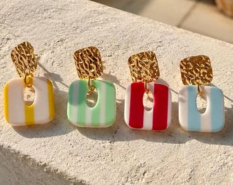 "Cabana" pastel striped earrings in acetate & 24K gold-plated brass – Chic graphic style – Lightweight and colorful jewelry