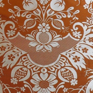 cortado a medida Scalamandre "chippendale" Seda Lampas Jacquard Alcachofa Granada Teca Óxido Naranja Crema Plata Blanco Precio de venta sugerido USD 500+/A imagen 2