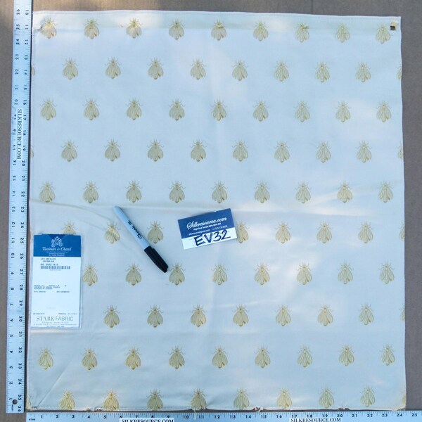 31 EV32 Square 26 x 24 inches Scalamandre Tassinari & Chatel Les Abeilles Creme/Or