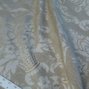 By Yd Scalamandre RIGOLETTO Renaissance Classy Rose Basket Damask GW Beige Old World Weavers MSRP 264USD/Y