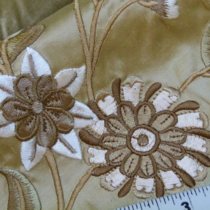 By Yard Gp&j Baker Menotti Bronze 100% Silk Embroidered Flora Vine Art Nouveau MSRP USD 268/y