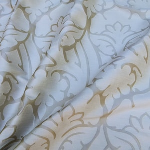Kravet Couture Barbara Barry Old World in Flax *white Cream 100% Silk Damask