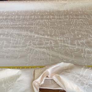 By Yd Scalamandre Salon Moire Shell Pink Classic Silk Moire Watermark Historical Reversible MSRP USD 442/Y