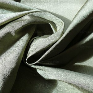 By yard Lee Jofa Staccato Silk Weave Olivet Demure Green Speckled Texture Silk MSRP USD198/y