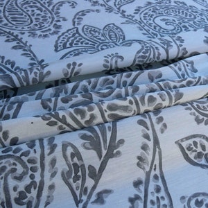 By Yard Scalamandre Lillian Silk Linen Paisley Print "Greys" on White MSRP 178/Y