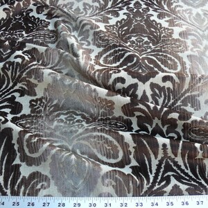 Von Yd Lee Jofa Baker Lebensstil Paloma Velvet Brown UVP USD 196 / Jahr
