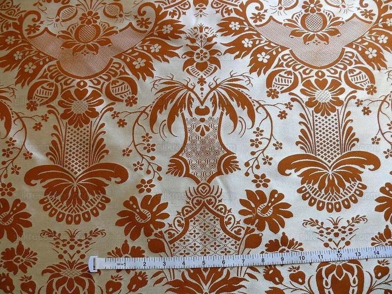 cortado a medida Scalamandre "chippendale" Seda Lampas Jacquard Alcachofa Granada Teca Óxido Naranja Crema Plata Blanco Precio de venta sugerido USD 500+/A imagen 3