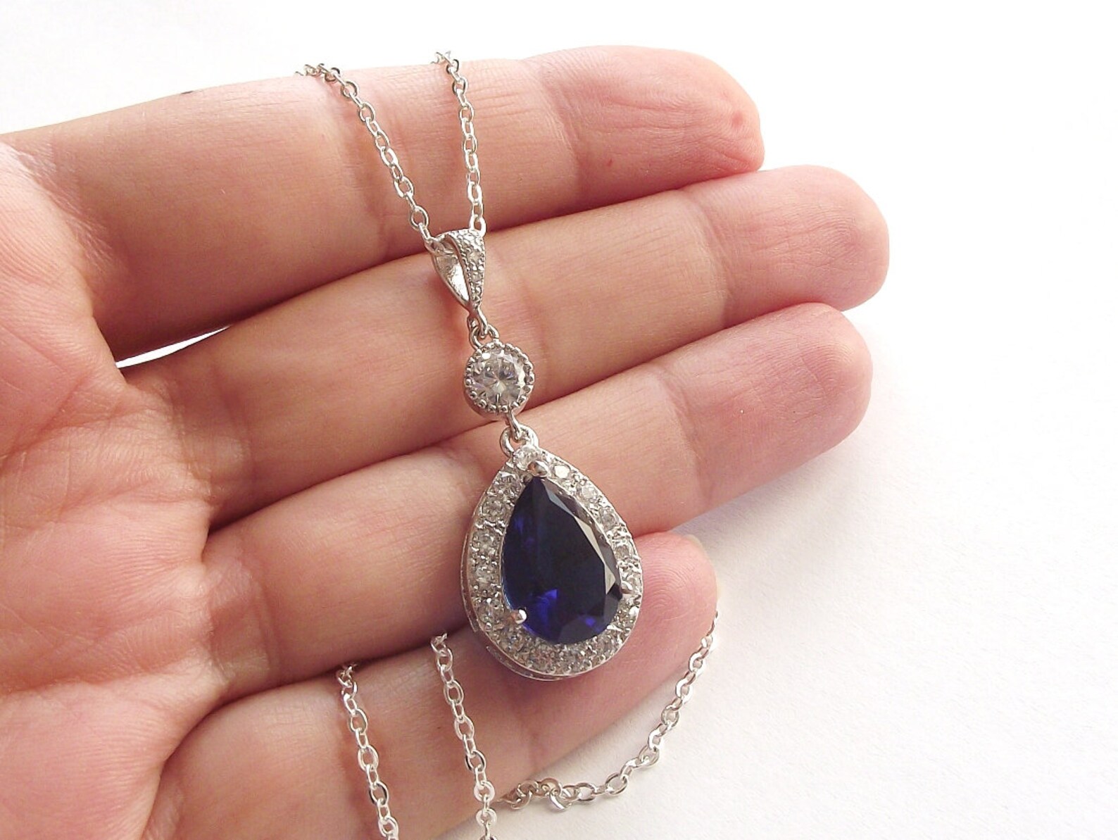 Luxury Sapphire Blue Crystal Drop Necklace and Earrings Set