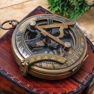 Personalized Working Sundial Compass, Engraved Compass, Anniversary Gift, Husband gifts, Couples Gift, mothers day gifts, fathers day gifts In leather Case