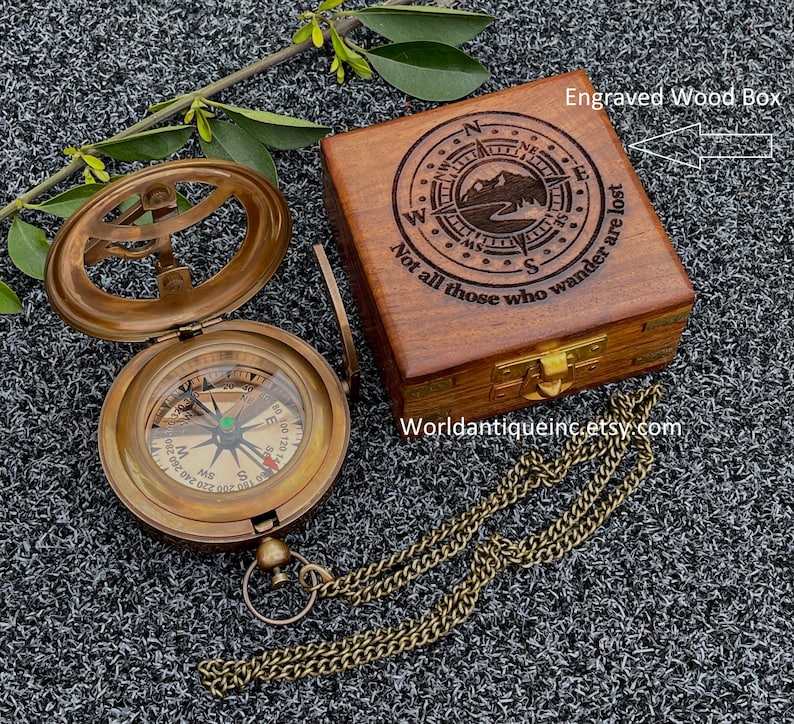 Personalized Working Sundial Compass, Engraved Compass, Anniversary Gift, Husband gifts, Couples Gift, mothers day gifts, fathers day gifts Engraved Wood box