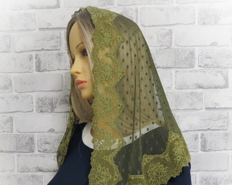 CHAPEL MANTILLA, Lace Chapel Veil, Catholic Mass Veil, Traditional Headcovering, Mass mantilla