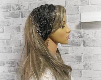 CHAPEL HEAD WRAP -  Lace chapel mantilla Mass veil Chapel scarf Chapel head wrap Catholic chapel veil Church mantilla (0046LNK)