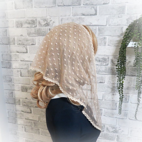 CHAPEL MANTILLA /Lace Mantilla/Triangle Mantilla Chapel Veil/ Church Headcovering/ Mass Mantilla/Praying Scarf Veil Mantilla(0103LNK)