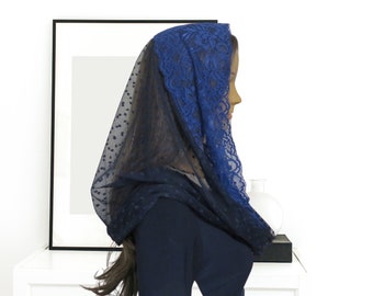 CHAPEL LACE MANTILLA, Infinity scarf, catholic veil, chapel lace veil, latin mass veil