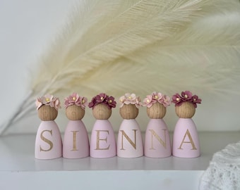Personalised Daisy peg dolls, Personalised wooden dolls new baby gift nursery name sign wooden letter floral nursery decor shelf accessories