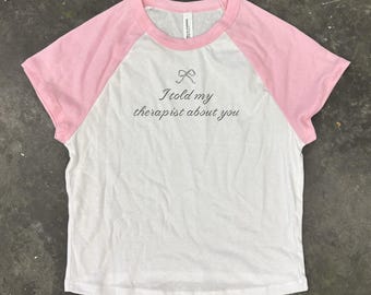 Le conté a mi terapeuta sobre ti - Camiseta de bebé con estampado coqueto