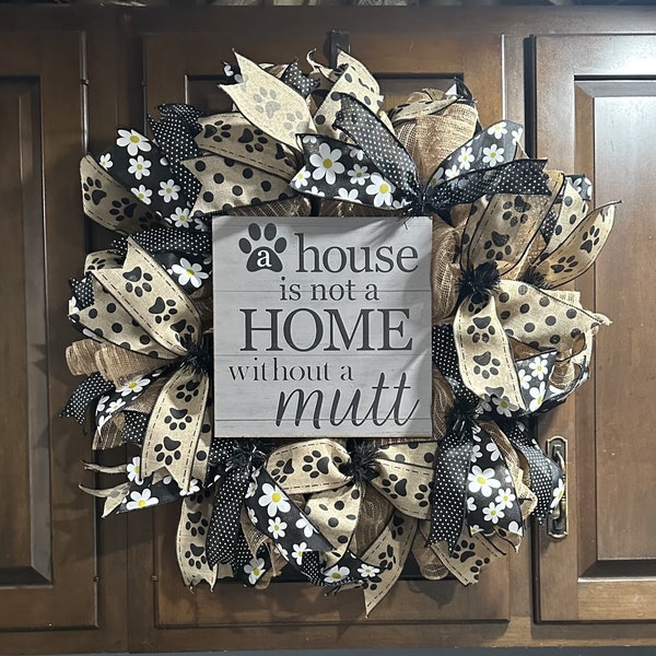 Dog lover wreath, Front porch wreath, Everyday wreath,  outdoor wreath, Dog wreath, Wreath for front door, spring and summer wreath, wreaths