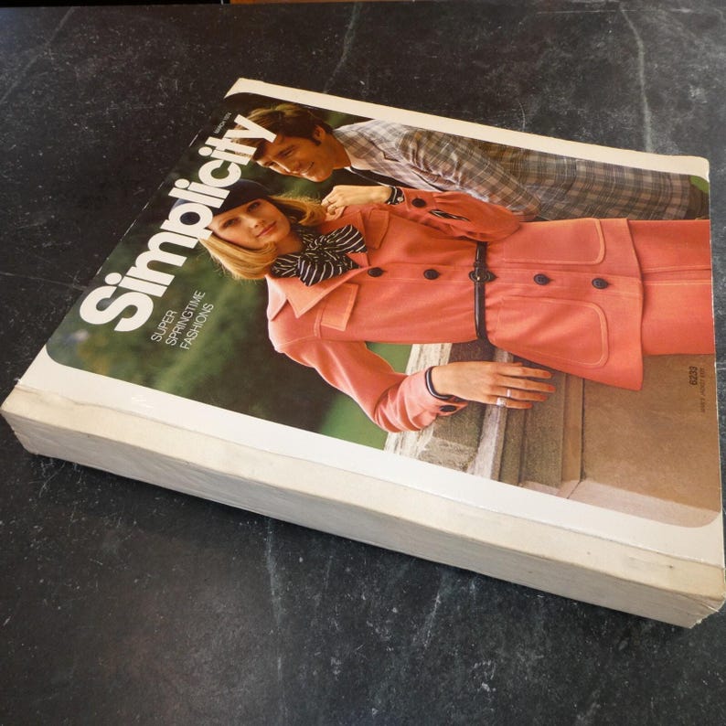 Simplicity Patterns Catalog Large Store Counter Pattern Book March 1974 VTG image 2
