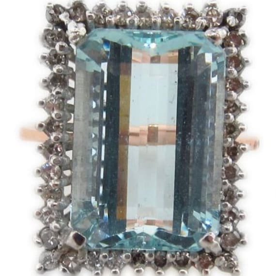 Lady's Impressive Aquamarine & Diamond Ring - image 1