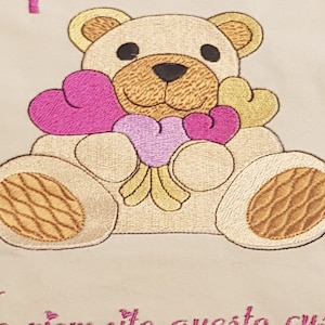 embroidery digital pattern orsetto cuori simil thun