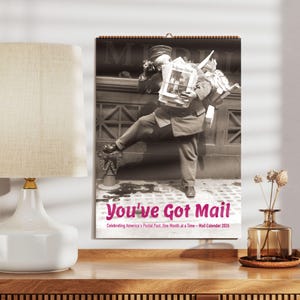 Kalendarz ścienny Vintage Postal History - poczta ślimakowa i znaczki pocztowe, idealny prezent kalendarzowy