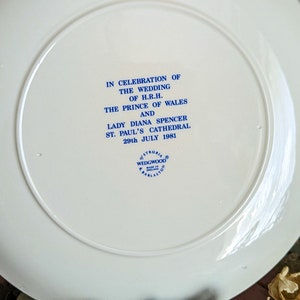 Commemorative Plate Prince Charles and Princess Diana Spencer Wedding image 10