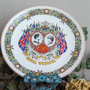 Commemorative Plate Prince Charles and Princess Diana Spencer Wedding image 3