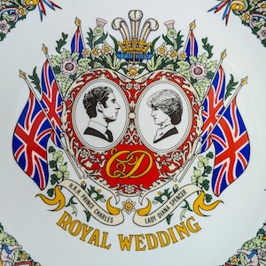 Commemorative Plate Prince Charles and Princess Diana Spencer Wedding image 1