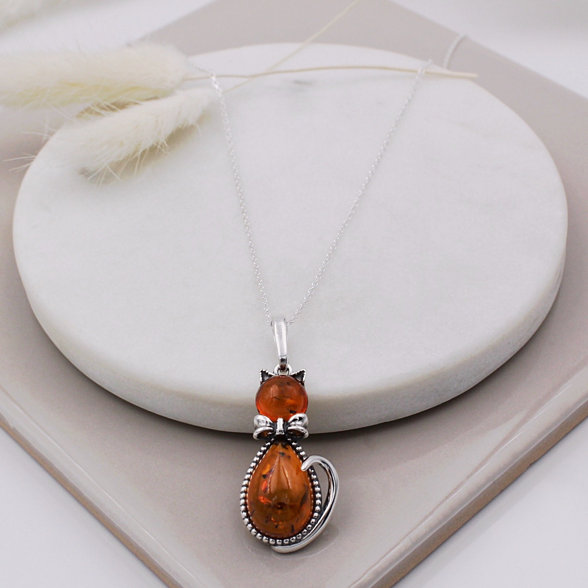 Amber on sale cat necklace