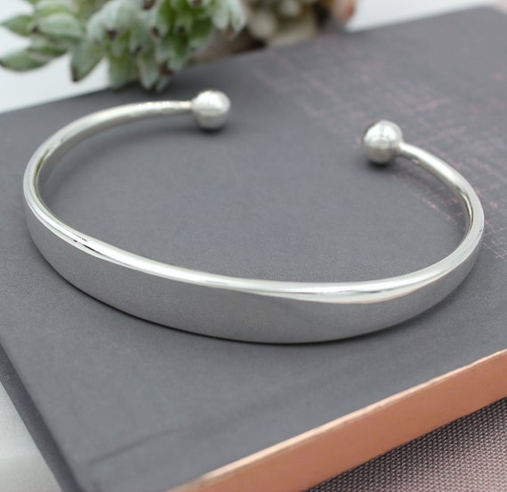ID Identification Bracelet Bangle Round Shape Sterling Silver ID Identification Bracelet Bangle Round Shape Sterling Silver