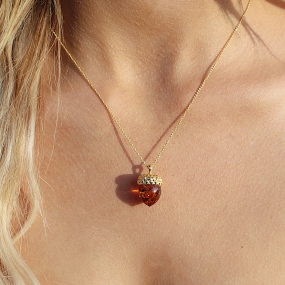 Beautiful 18ct Yellow Gold Plated Amber Acorn Necklace