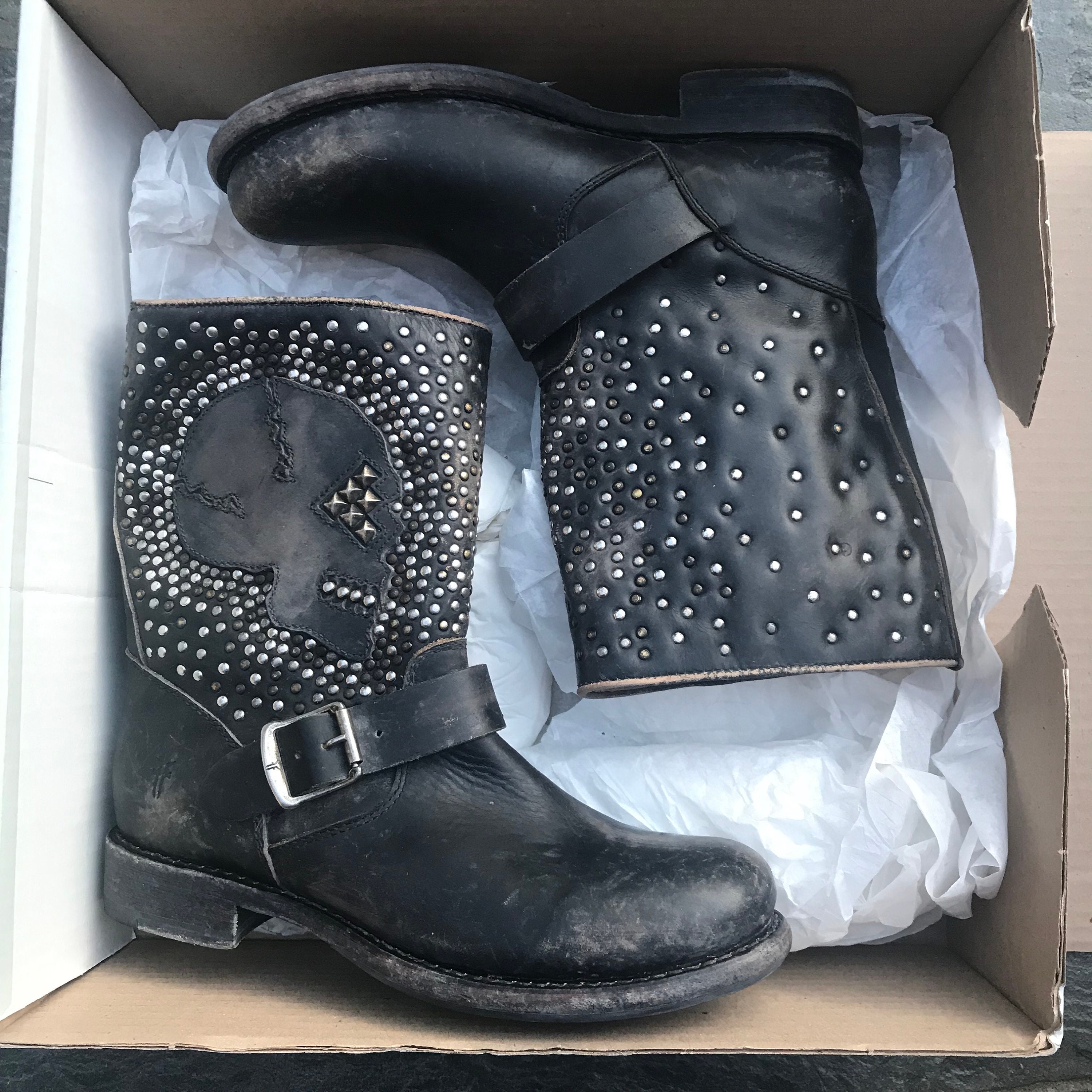 Frye clearance skull boots