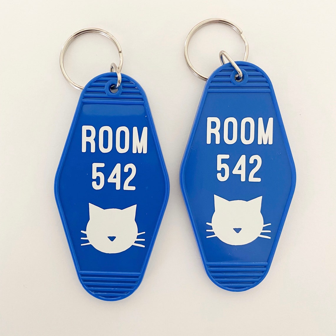 Custom made retro vintage motel hotel keyring keychain pink Etsy