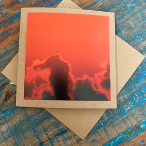 Carte coucher de soleil. Hippocampe dans les nuages. Carte recyclée, carte cadeau vierge, carte écologique, carte fait main, carte éthique, carte romantique, carte de remerciement.