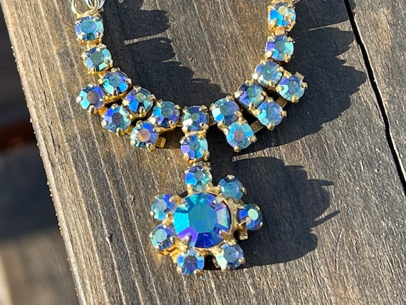Cut glass vintage aurora borealis necklace, vinta… - image 1