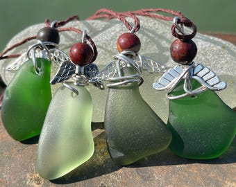 Collar de ángel de la guarda, collar de cristal marino, collar único, regalo ecológico para ella. Joyería ética, collar bohemio, colgante de ángel.