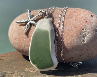 Collar ecológico de cerámica marina en una cadena de plata de ley con un pequeño colgante de estrella de mar, collar de estrella de mar, joyería ética