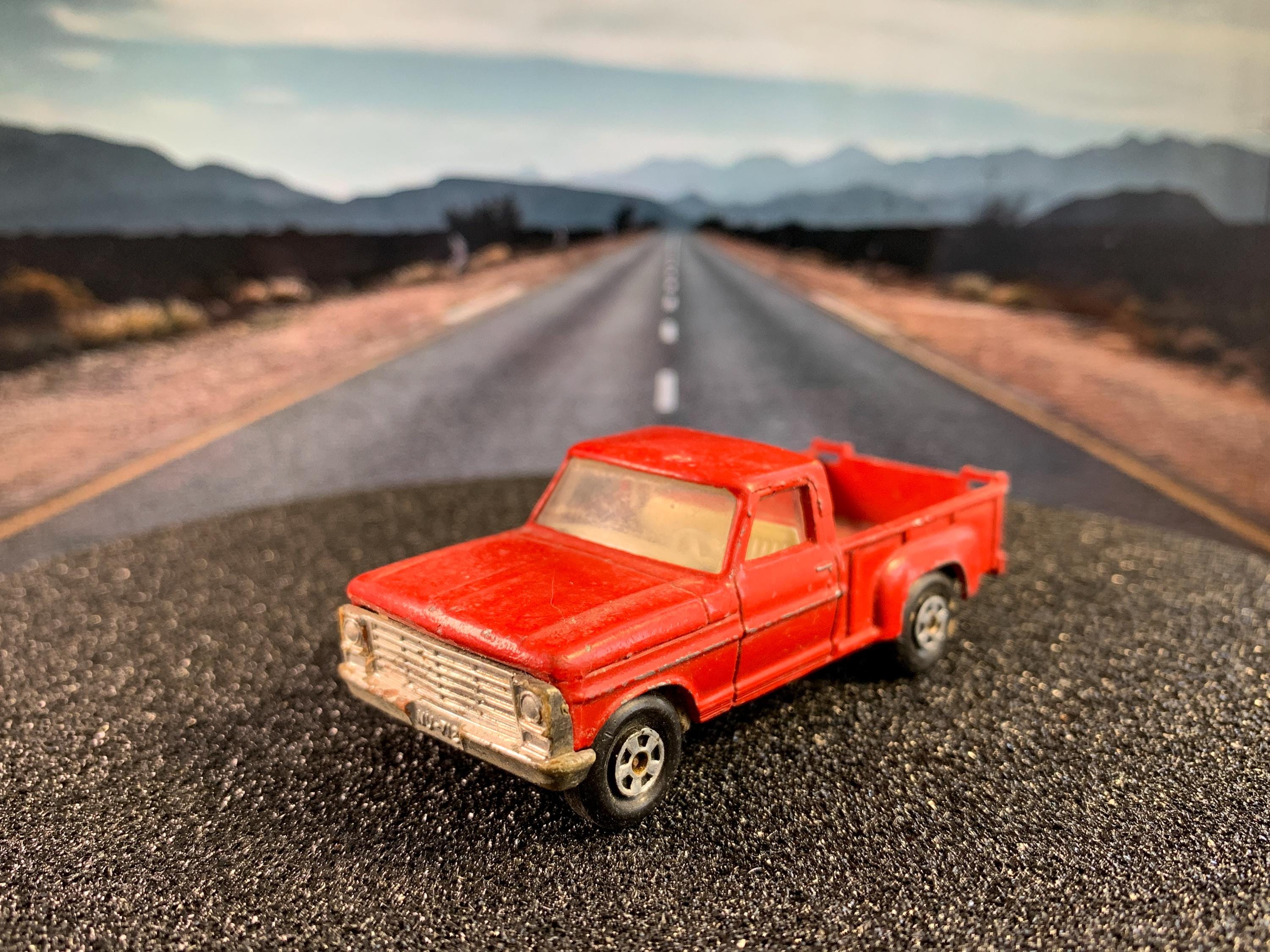 イギリスSuperfast製　6番　FORD PICK-UP American Pickup - Superfast Ford Pick up (A) No 6 Red