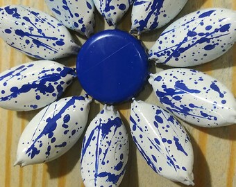 Giants Bottle Cap Flower Sign, Reclaimed Wood Wall Art
