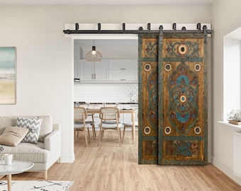 Hand-Carved Barn Door: Custom Antique Style, Interior/Exterior